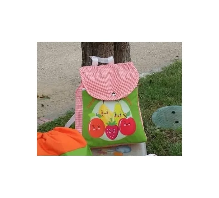 Mochila Solapa 30x22 Vaca - Frutas